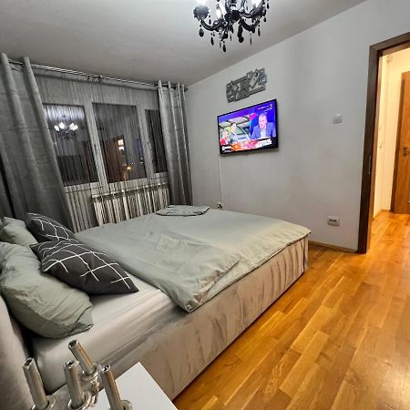 Debo Apartament لوغوج المظهر الخارجي الصورة