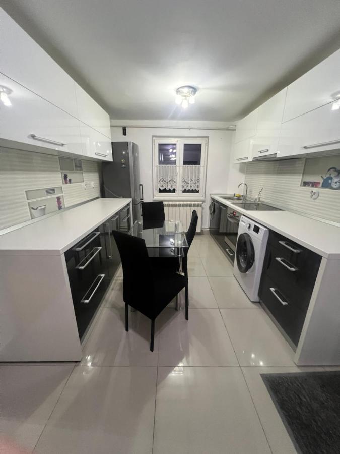 Debo Apartament لوغوج المظهر الخارجي الصورة
